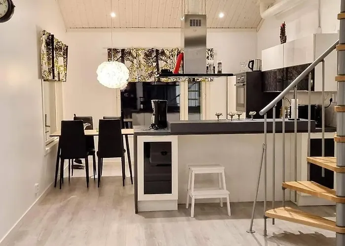 Elegantti Laehellae Kuusamon Keskustaa