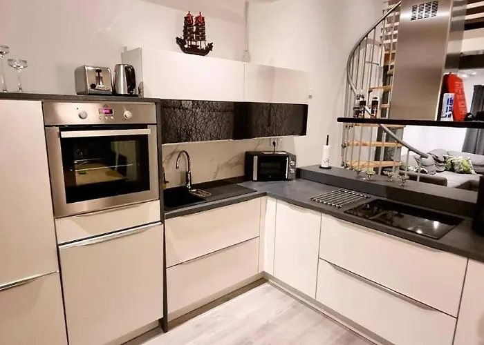 Elegantti Laehellae Kuusamon Keskustaa *